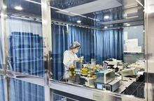 一束&ldquo;光&rdquo;的新春奋斗